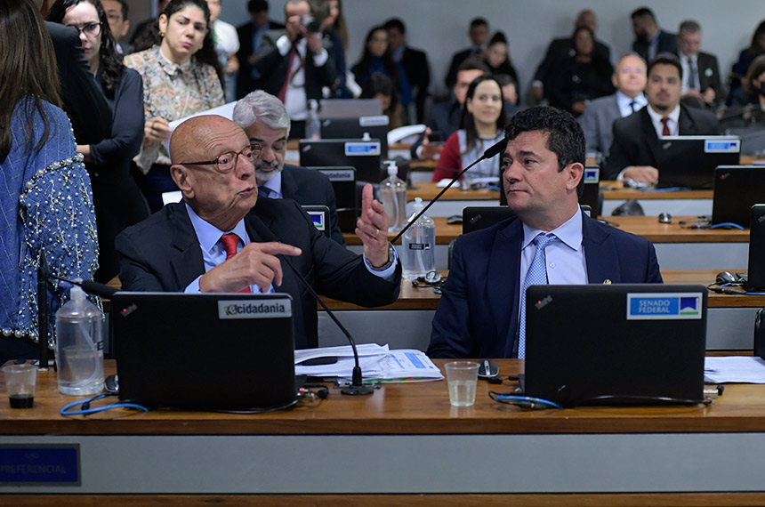 CCJ analisa recompensa a informante de fraude no mercado financeiro — Senado Notícias