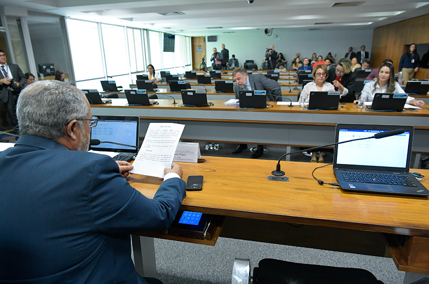 CDH analisa apoio escolar para alunos da educação especial — Senado Notícias