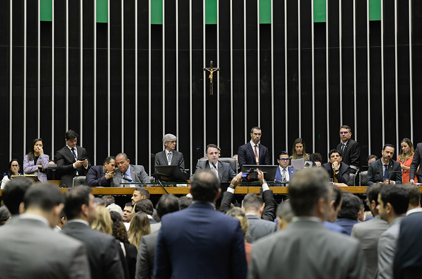 Congresso facilita remanejar emendas parlamentares ao Orçamento em execução — Senado Notícias