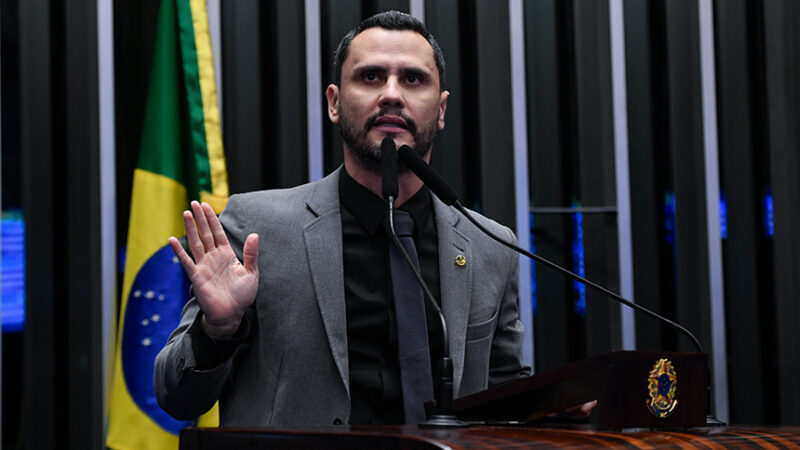 Cleitinho rebate Paulo Pimenta por acusação de fake news e Pacheco apoia — Senado Notícias