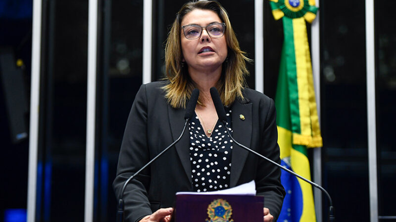 Saúde do Distrito Federal está sucateada, diz Leila Barros — Senado Notícias