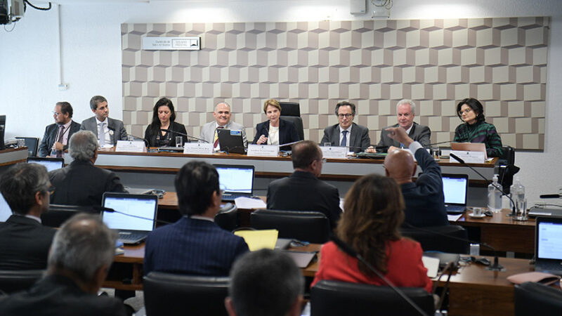 Debatedores defendem medidas para derrubar barreiras protecionistas — Senado Notícias