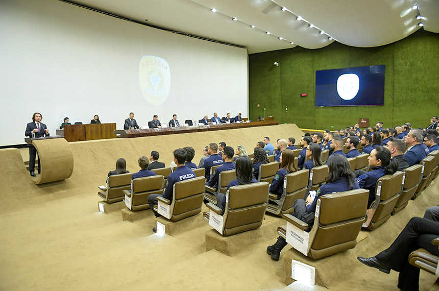 Cerimônia marca formatura de novos policiais legislativos — Senado Notícias