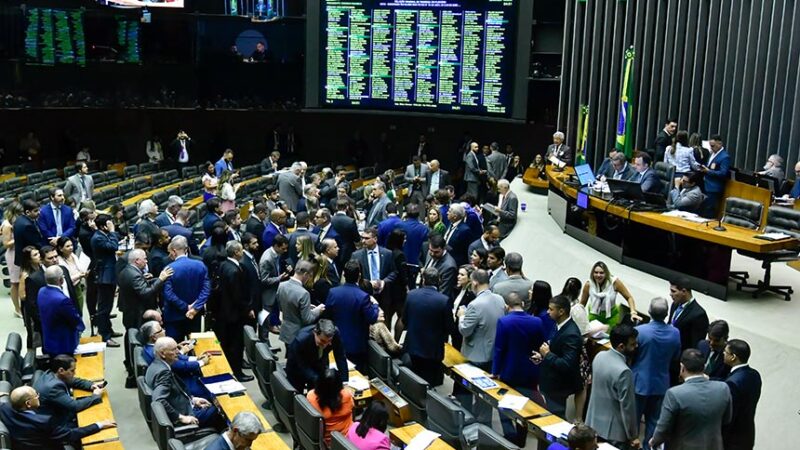 Congresso restaura benefícios remuneratórios para polícias civis — Senado Notícias