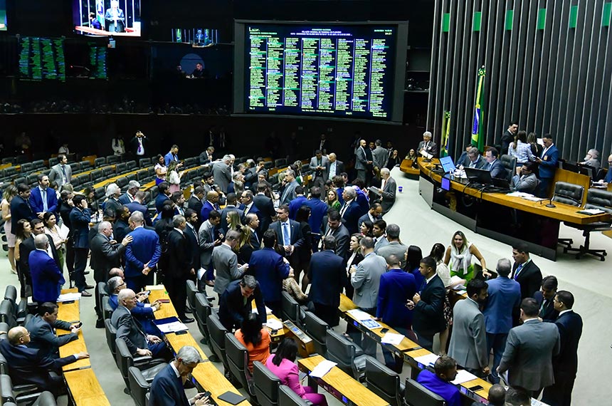 Congresso restaura benefícios remuneratórios para polícias civis — Senado Notícias