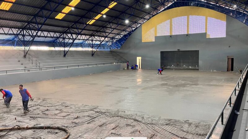 OBRAS DO GINÁSIO POLIESPORTIVO ESTÃO NA FASE FINAL