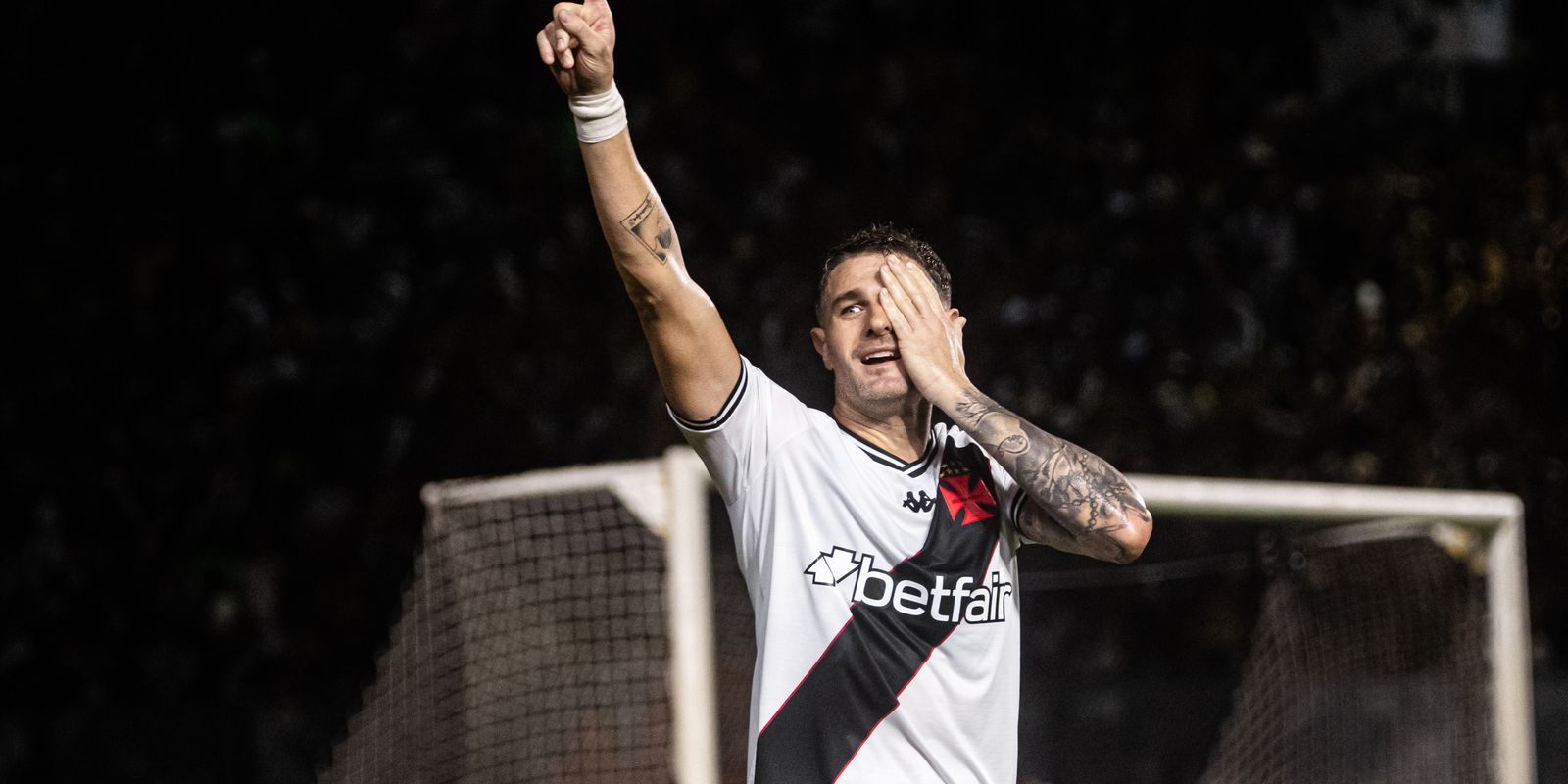 Vasco supera Fortaleza nos pênaltis para avançar na Copa do Brasil