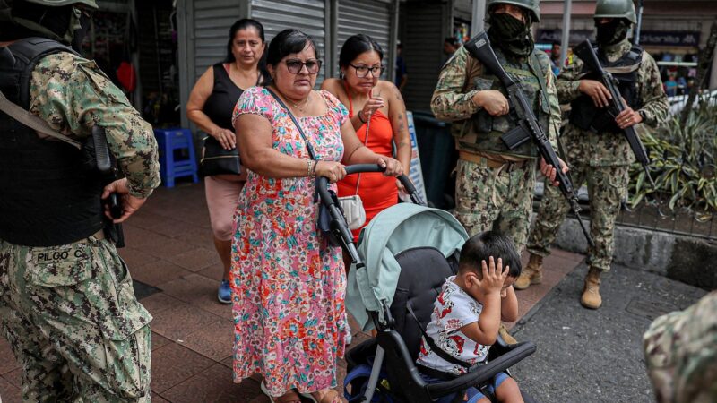 ONG relata torturas, execuções e prisões arbitrárias no Equador