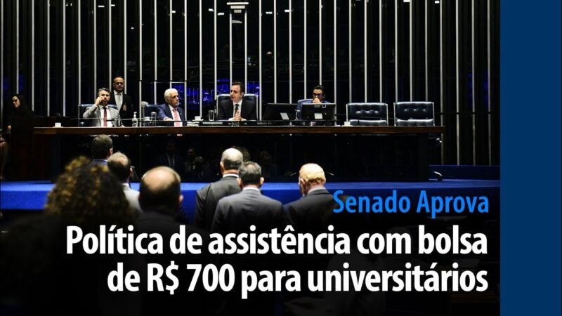 política de assistência com bolsa de R$ 700 para universitários — Senado Notícias