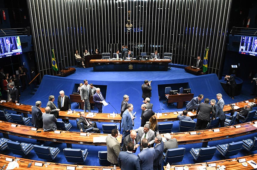 Divulgação de dados de avaliações e censos escolares volta à Câmara — Senado Notícias