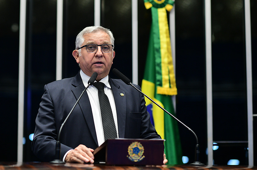 Izalci critica ação do CNJ contra desembargador aposentado — Senado Notícias