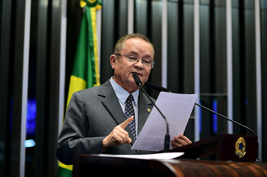 Zequinha Marinho defende a construção da Ferrogrão — Senado Notícias