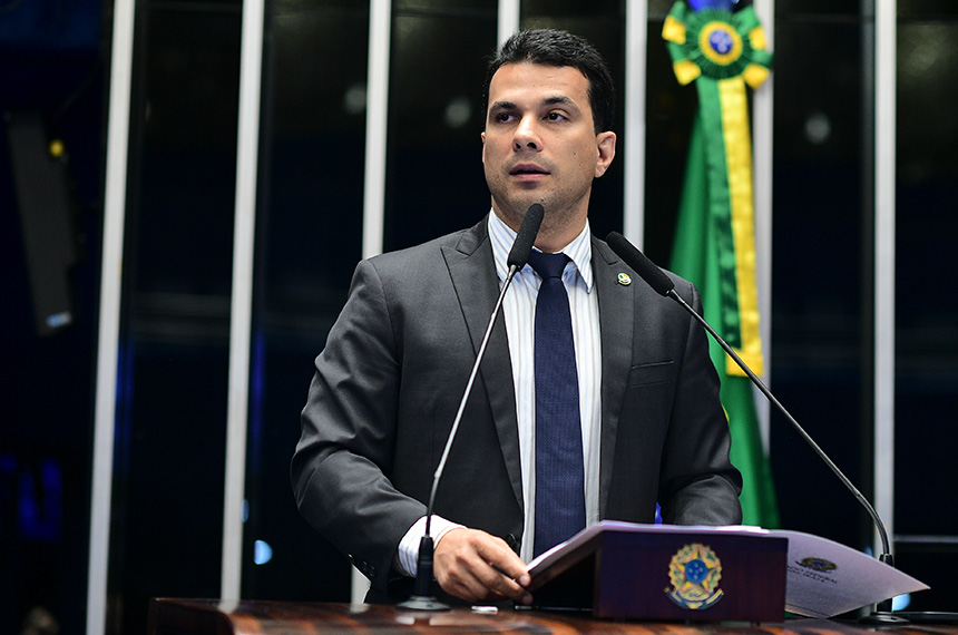 Senador Irajá defende projeto que regulamenta jogos e resorts — Senado Notícias