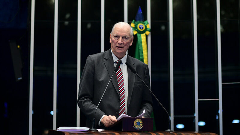 Ireneu destaca o impacto das enchentes no RS e cobra mais recursos do governo — Senado Notícias