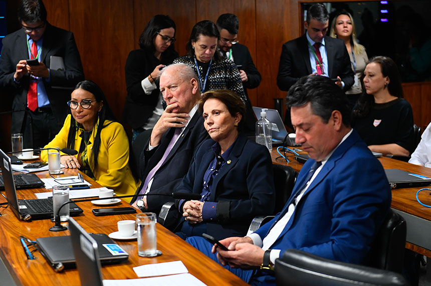 Debate mostra que implementação do Código Florestal e do CAR ainda é desafio — Senado Notícias