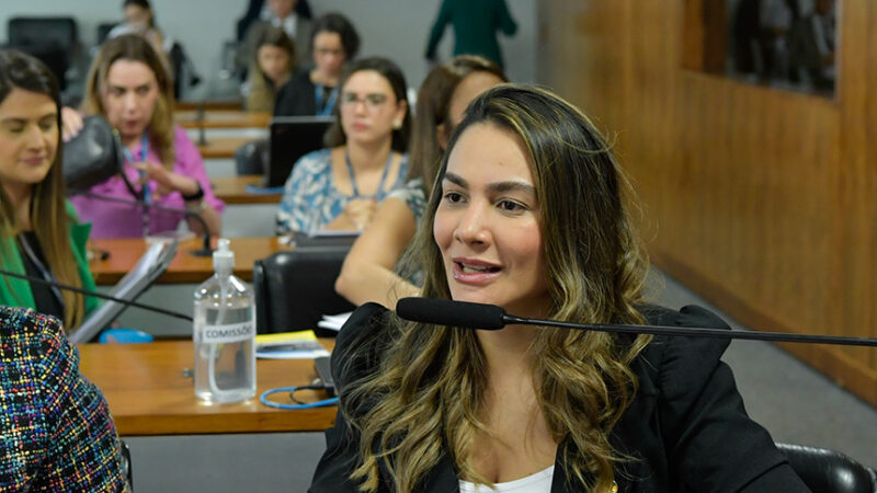 CDH rejeita suspensão de portaria que cria programa de gênero e raça no SUS — Senado Notícias