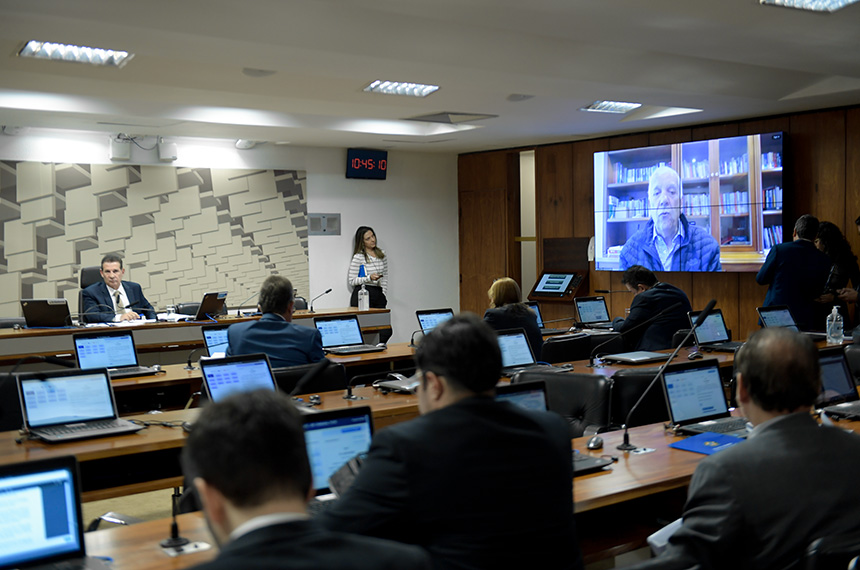 CAE adia análise de projeto que torna recursos do Pronampe permanentes — Senado Notícias