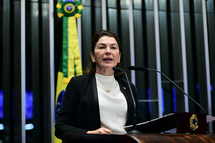 Rosana Martinelli comemora fundação do Sindicato Rural de Sinop — Senado Notícias