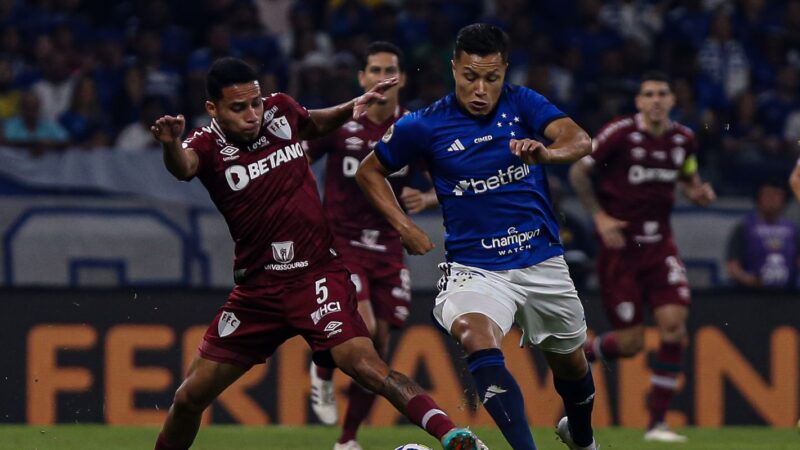 Flu visita Cruzeiro no Mineirão buscando vitória para amenizar pressão