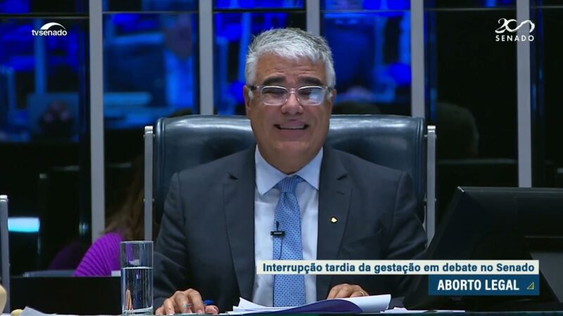 técnica usada para interromper gestação movimenta Senado — Senado Notícias