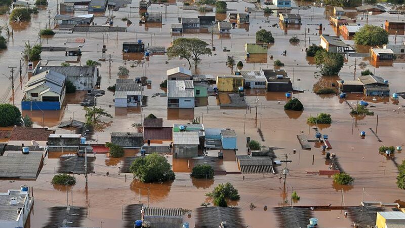 Número de municípios vulneráveis dobra, com aumento do risco de catástrofes — Senado Notícias