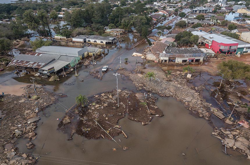 Comissão do Rio Grande do Sul discute deslocamentos em massa da população — Senado Notícias