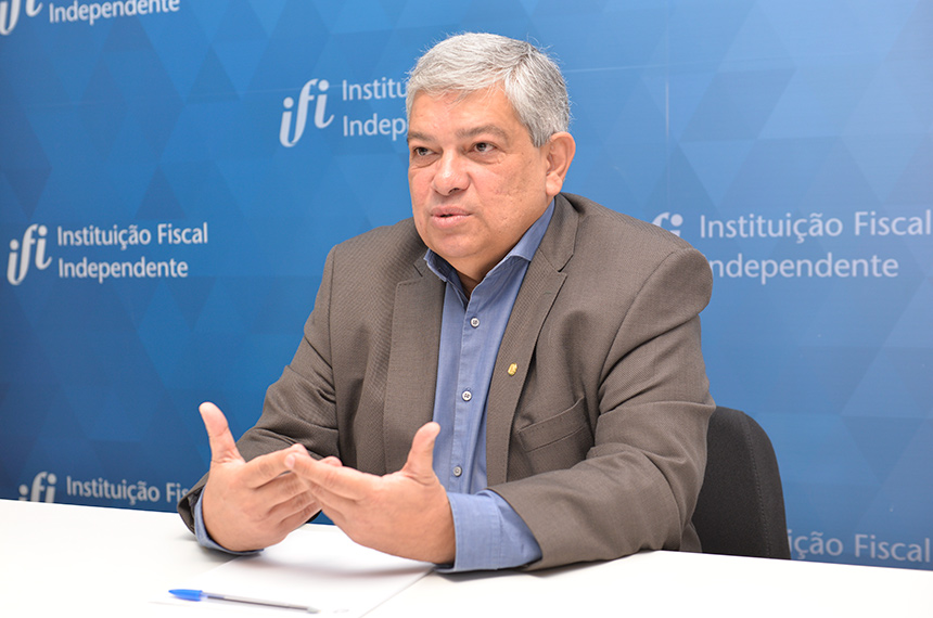 IFI participa de encontro de instituições fiscais independentes na Grécia — Senado Notícias