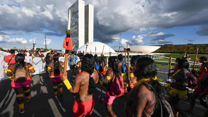 Projeto inclui indígenas em plano de combate da violência contra a mulher — Senado Notícias