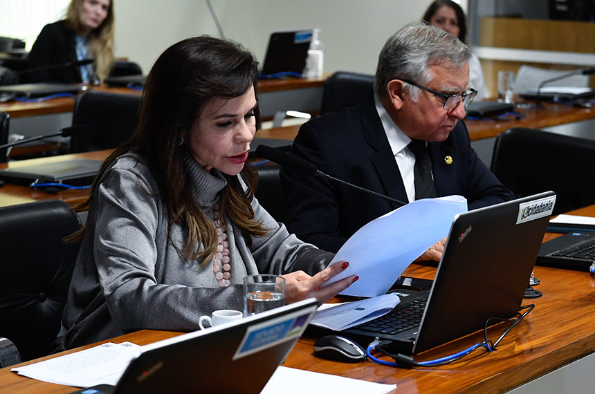 CCDD aprova pedidos de outorga e renovação de outorga para rádios e TVs — Senado Notícias