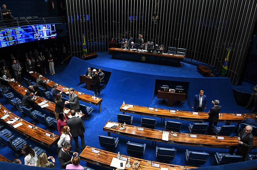 Senado aprova projeto que regulamenta atividade espacial no Brasil — Senado Notícias