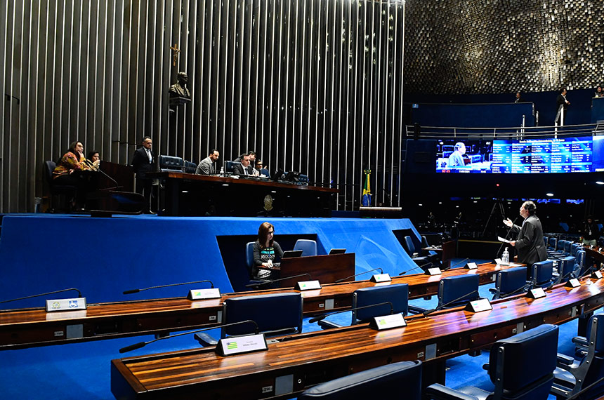 Criação da Frente Parlamentar da Pessoa Idosa vai à promulgação — Senado Notícias