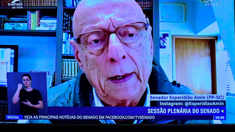 Esperidião Amin destaca audiência pública sobre segurança cibernética — Senado Notícias