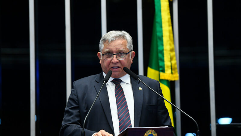 Izalci diz que aumento de tributos sobre venda de imóveis é ‘tiro no pé’ — Senado Notícias