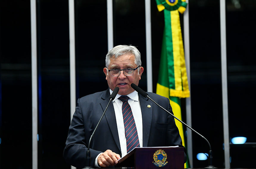 Izalci diz que aumento de tributos sobre venda de imóveis é ‘tiro no pé’ — Senado Notícias