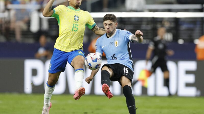 Brasil cai nos pênaltis diante do Uruguai e dá adeus à Copa América