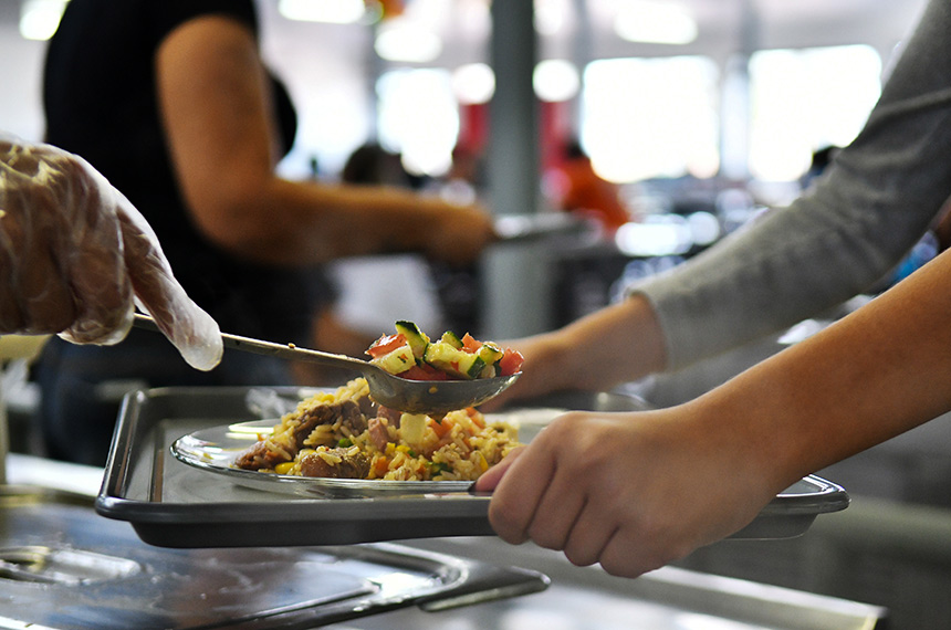 Sancionada lei que regulamenta profissão de técnico em nutrição e dietética — Senado Notícias