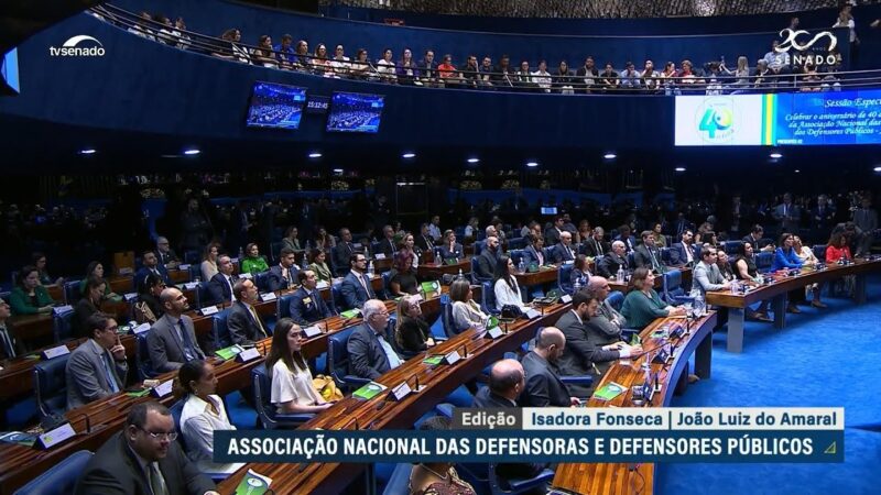 Senado homenageia defensoras e defensores públicos — Senado Notícias