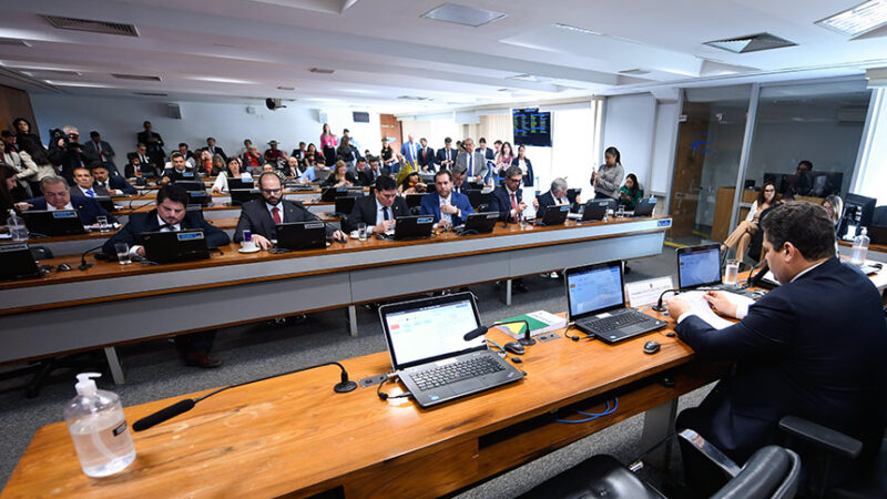 CCJ aprova regras para mudança das configurações de fábrica em veículos — Senado Notícias