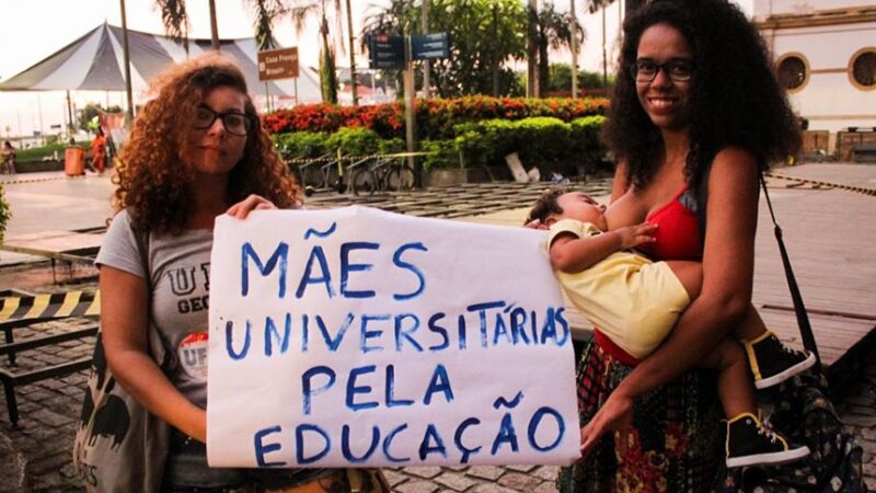 Virou lei prazo de 180 dias para ajudar estudantes no nascimento de filhos ou adoção — Senado Notícias