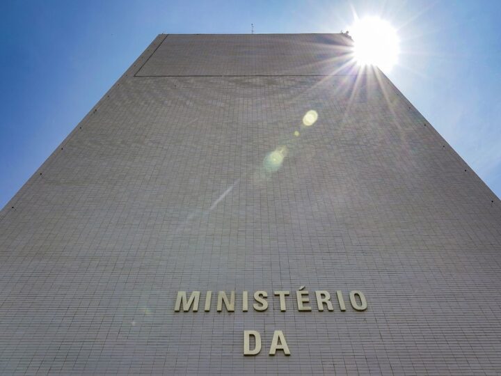 Pacote de corte de gastos será apresentado a ministérios nesta terça