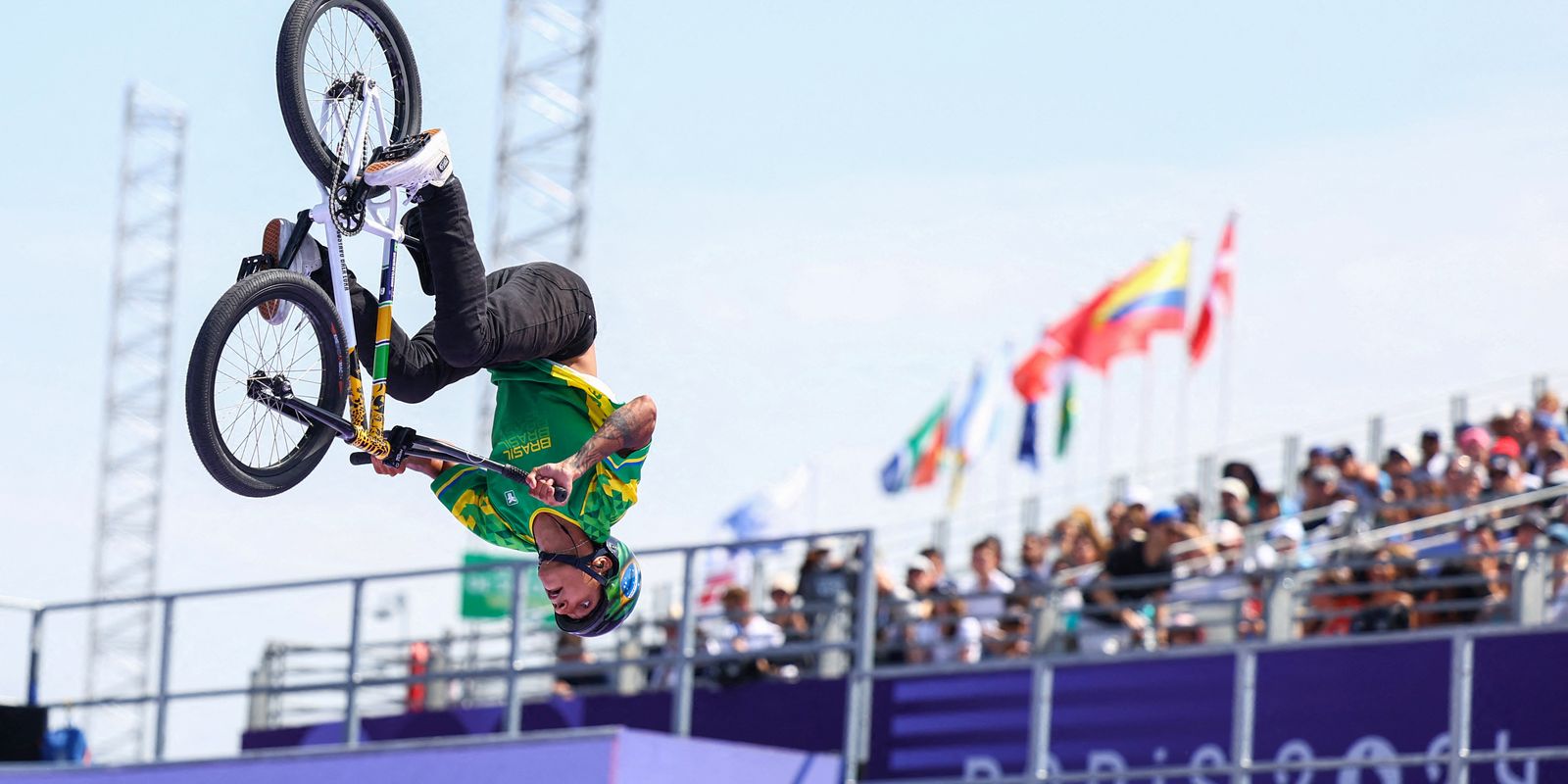 Gustavo “Bala Loka” fica em sexto na final do ciclismo BMX freestyle