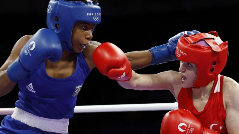 Jucielen Romeu cai nas quartas e encerra participação do boxe em Paris