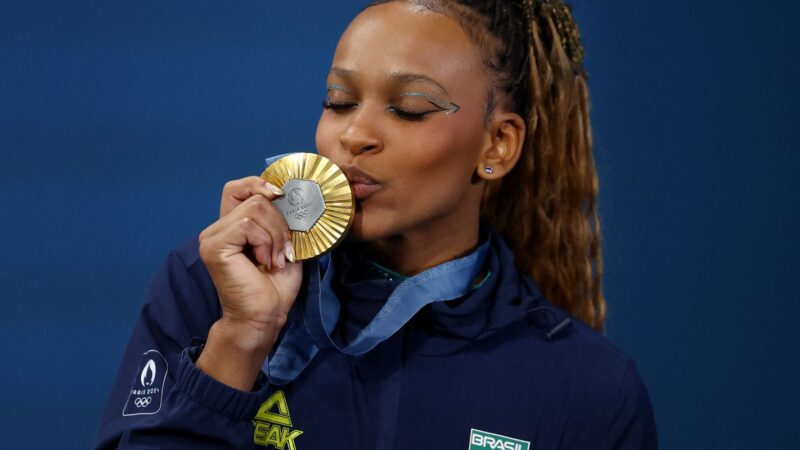 Rebeca Andrade será homenageada com a Medalha Tiradentes, no Rio