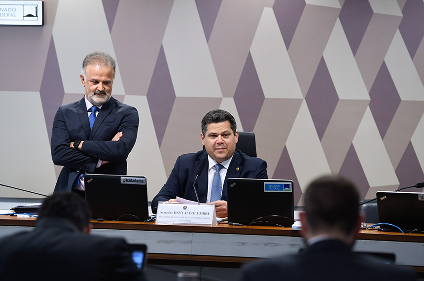 CCJ pode votar novos critérios para juiz decidir sobre prisão preventiva — Senado Notícias