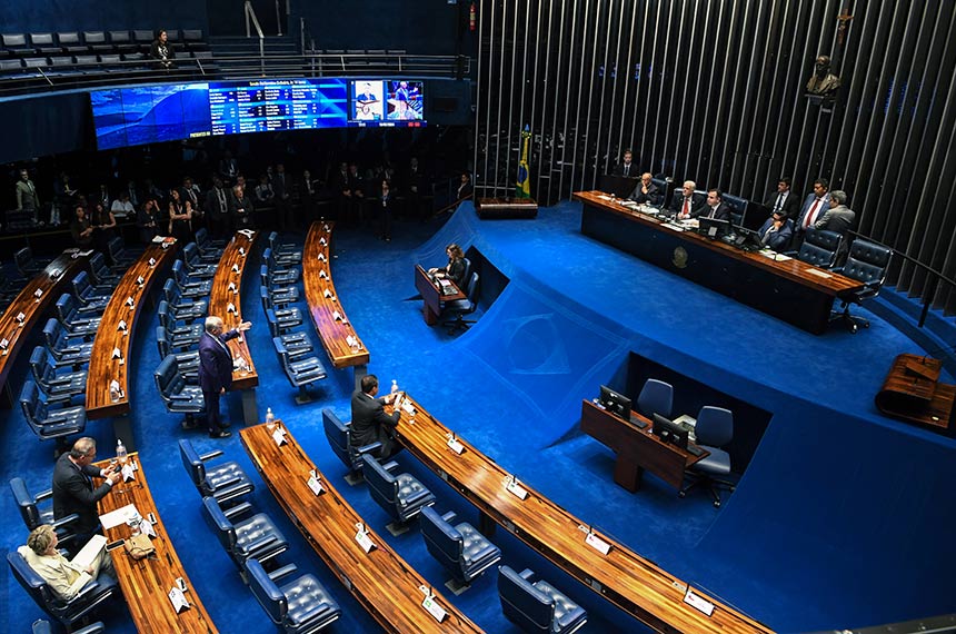 Transição da desoneração da folha está na pauta do Plenário nesta quarta — Senado Notícias