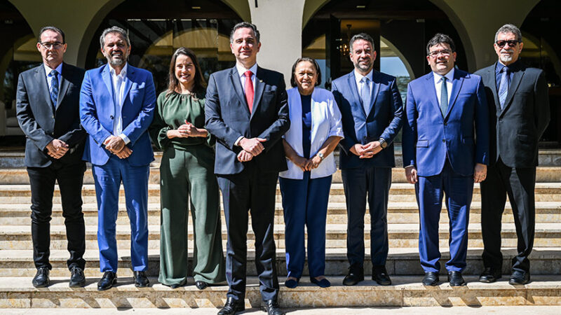 Governadores do Nordeste discutem com Pacheco renegociação de dívidas — Senado Notícias