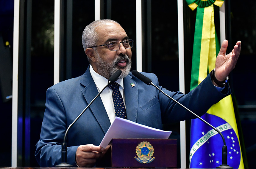 Paim celebra 18 anos da Lei Maria da Penha, mas lamenta aumento da violência — Senado Notícias