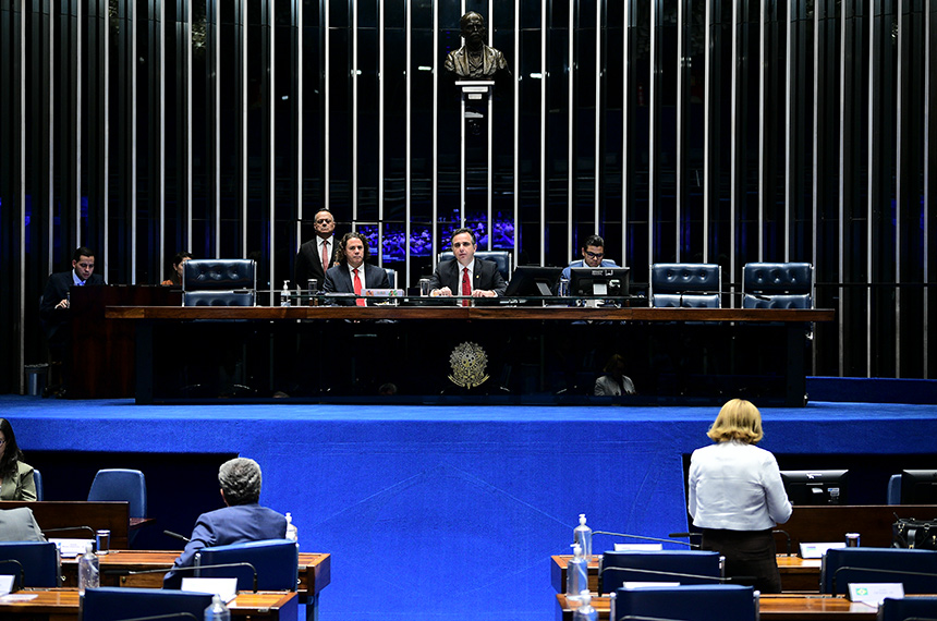 Senado aprova acordo para serviços aéreos entre Brasil e Ruanda — Senado Notícias