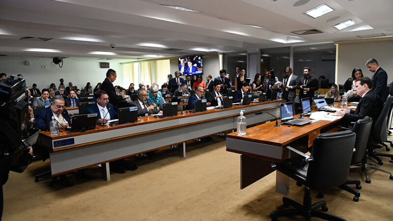 CAE aprova reunião remota em conselhos de empresas públicas e privadas — Senado Notícias