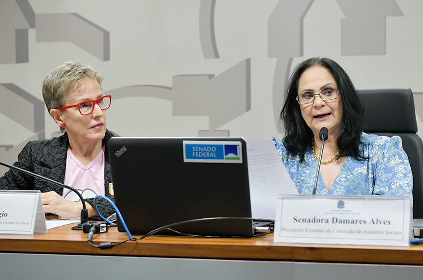 Criação de campanha nacional por doação de cabelo ganha apoio em debate na CAS — Senado Notícias